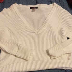 Lorena Rose Sized Small White V Neck Sweater